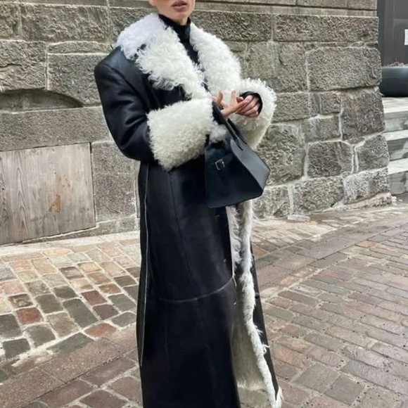 Magda Butrym Black Belted Shearling Coat - Picture 2 of 6